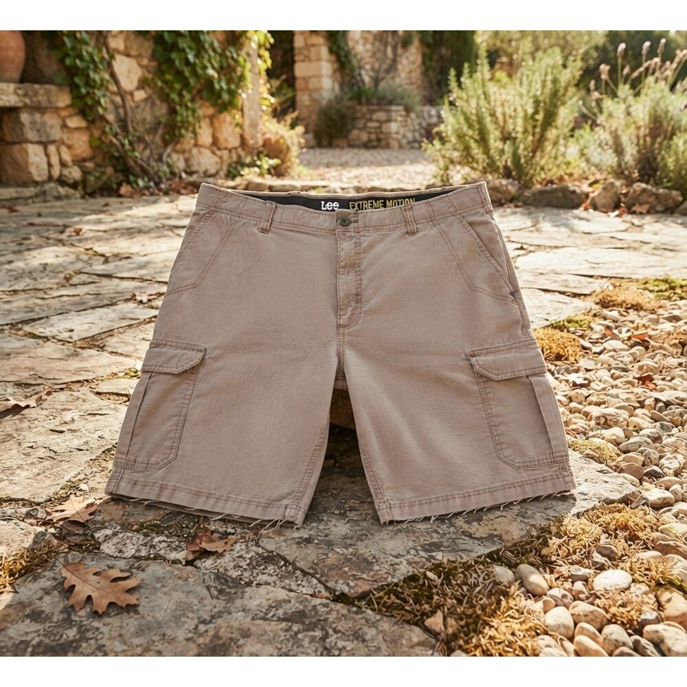 Lee Extreme Motion Men’s 38 Crossroad Cargo Shorts Stone Khaki Stretch 21870